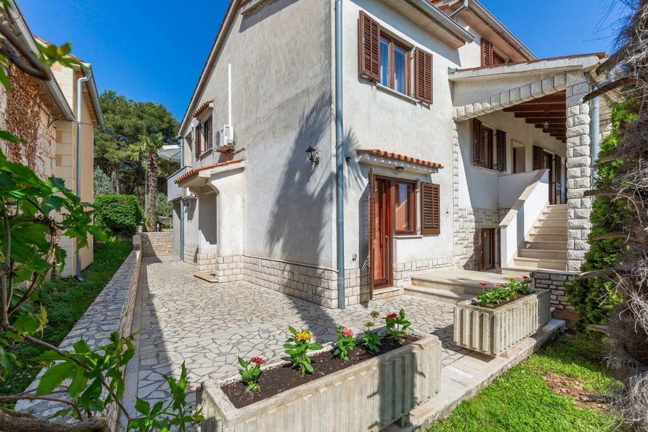 Apartments Rita Poreč Exterior foto